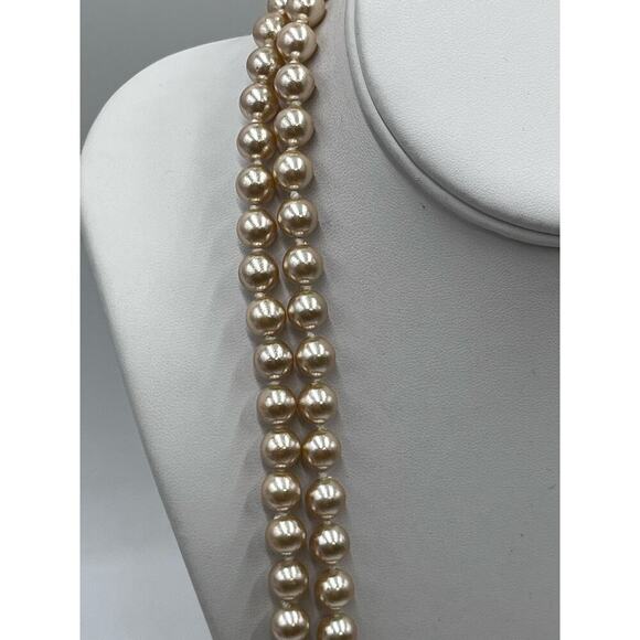 Joan Rivers Vintage Taupe Faux Pearl Double Strand Necklace Pave Heart Clasp - Picture 5 of 13